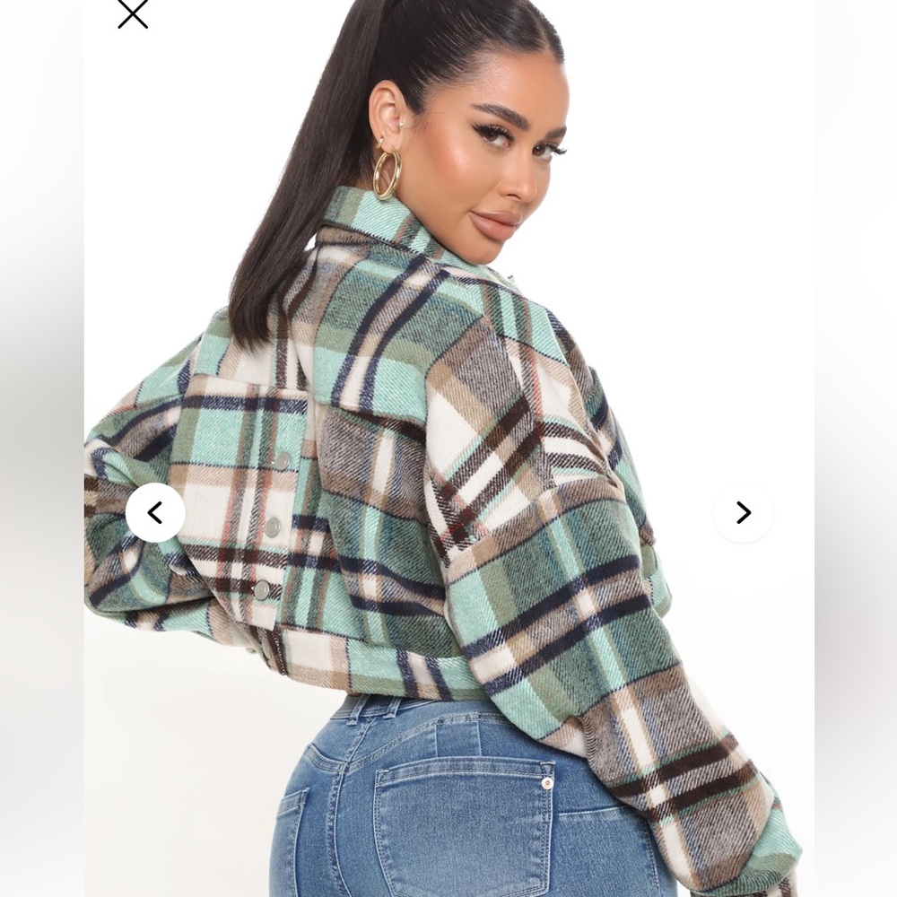 HYFVE Multicolor Plaid Cropped Utility Jacket.  Size Large Oversized